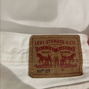 Womens White Levi’s 501 30x32